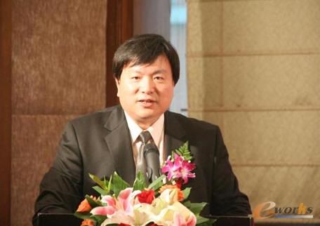 中国软件行业协会副秘书长、企业管理软件分会理事长许建钢